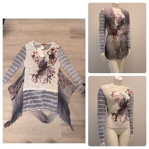 New with tags FUNSPORT size small (4-6) multiwear tunic top. Unique style.
